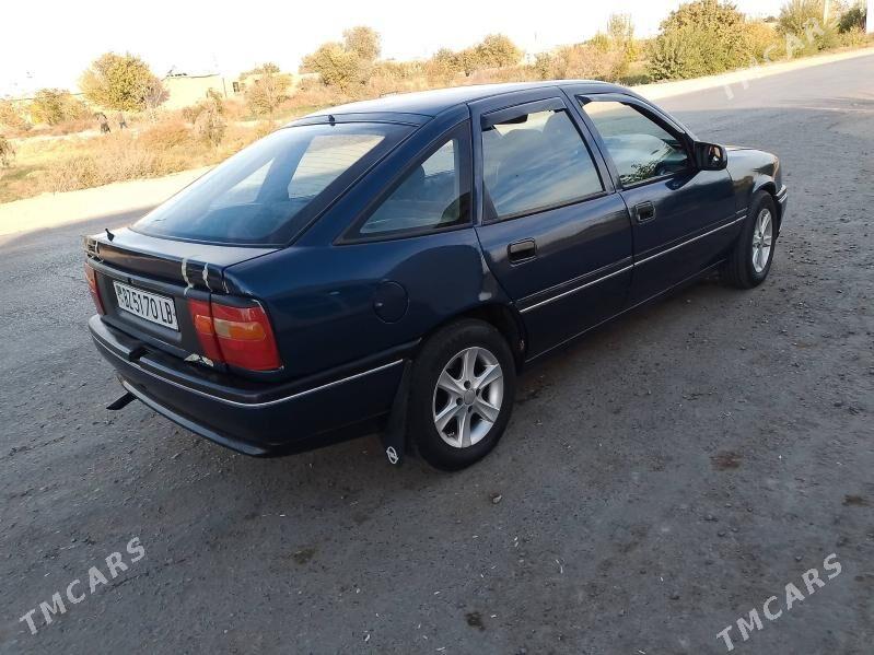 Opel Vectra 1993 - 37 000 TMT - Фарап - img 5