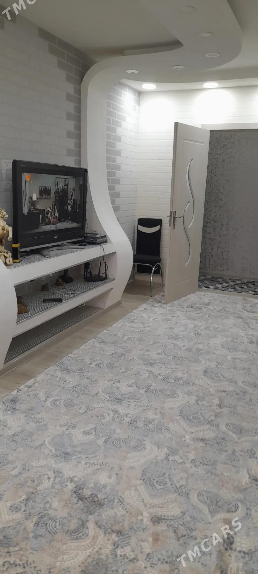 11 мкр 3 ком 4/2 этаж  - Aşgabat - img 2