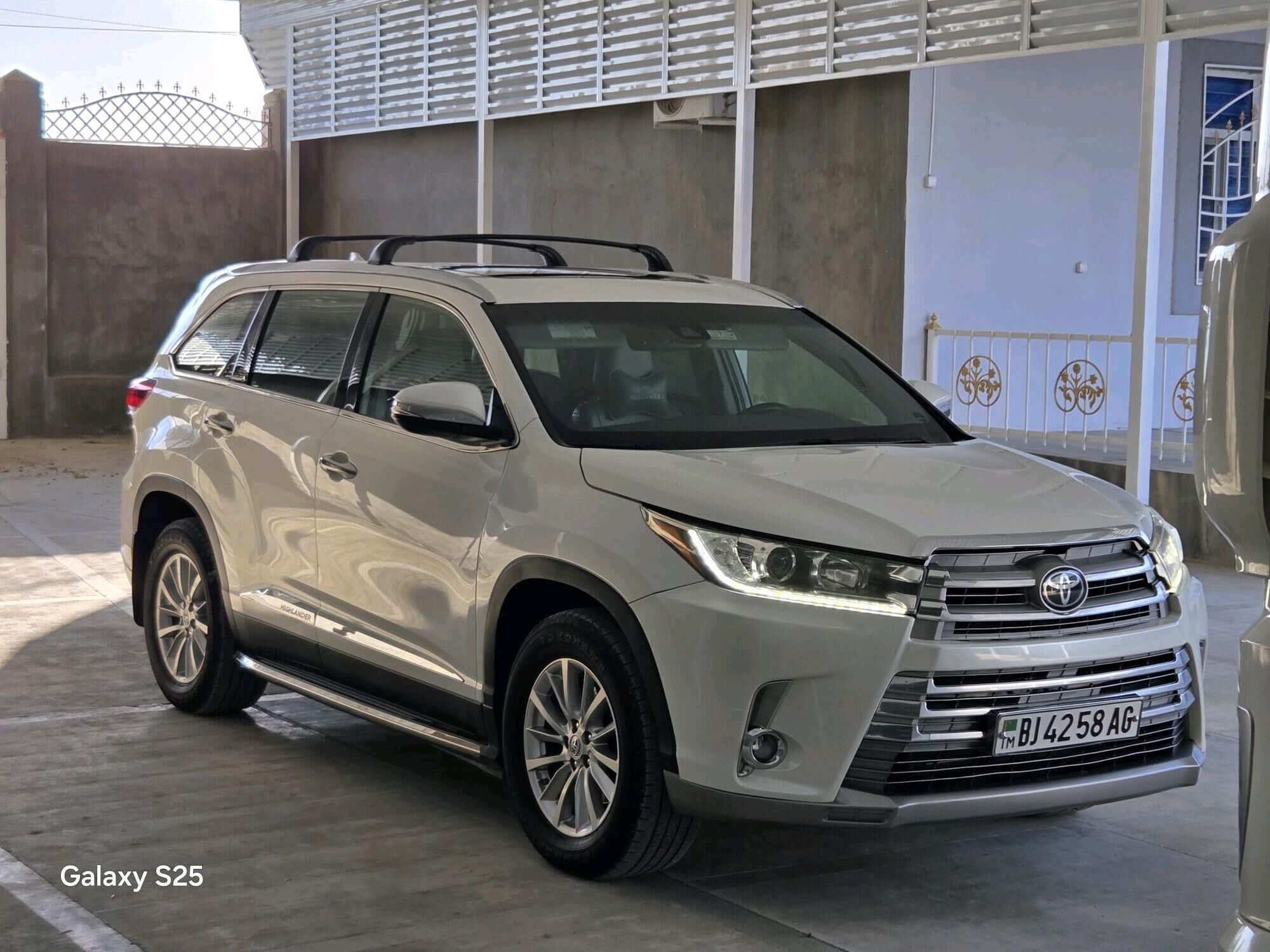 Toyota Highlander 2019 - 440 000 TMT - Гызыларбат - img 1