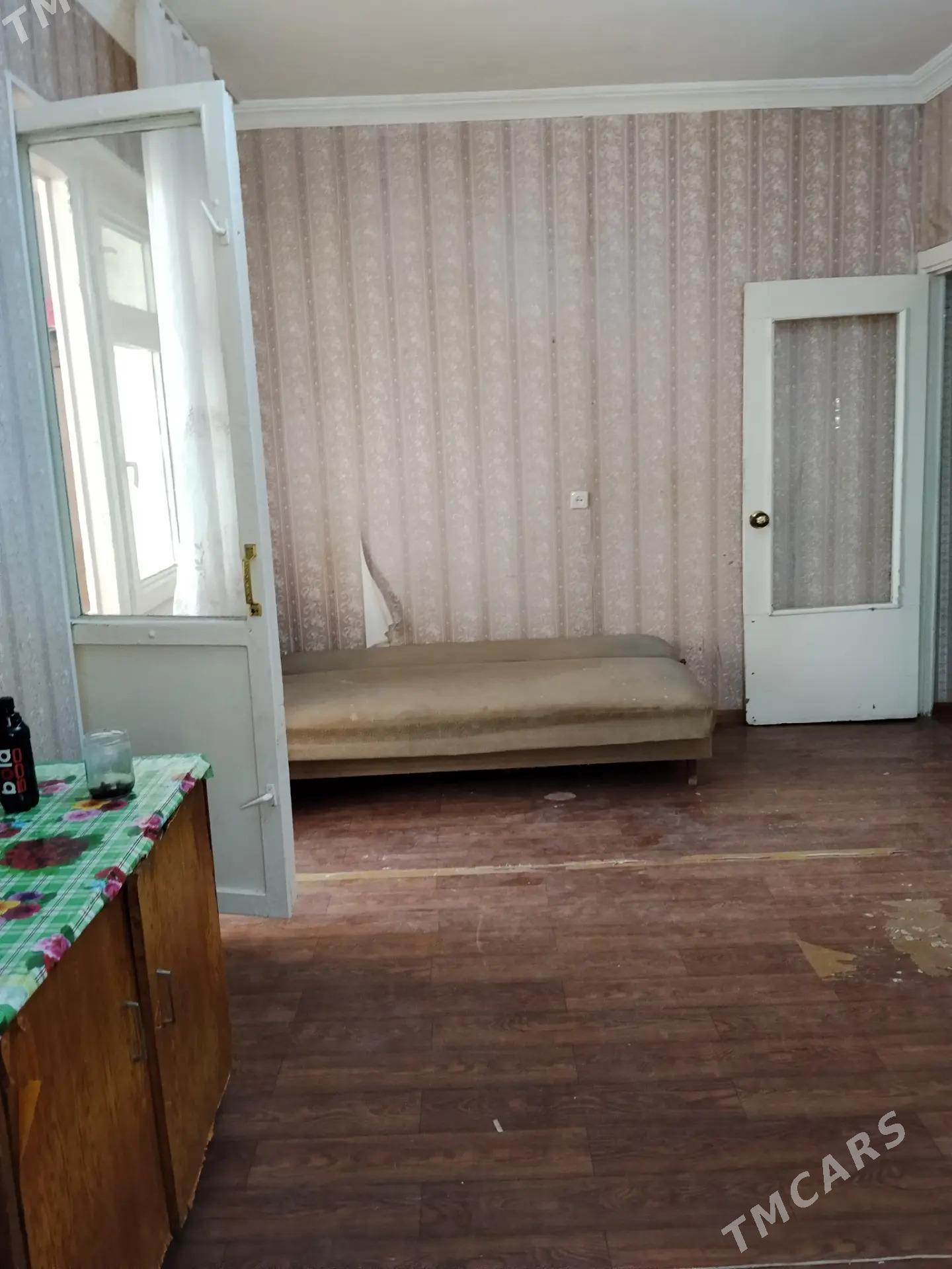 satlyk kvartira - Туркменабат - img 1