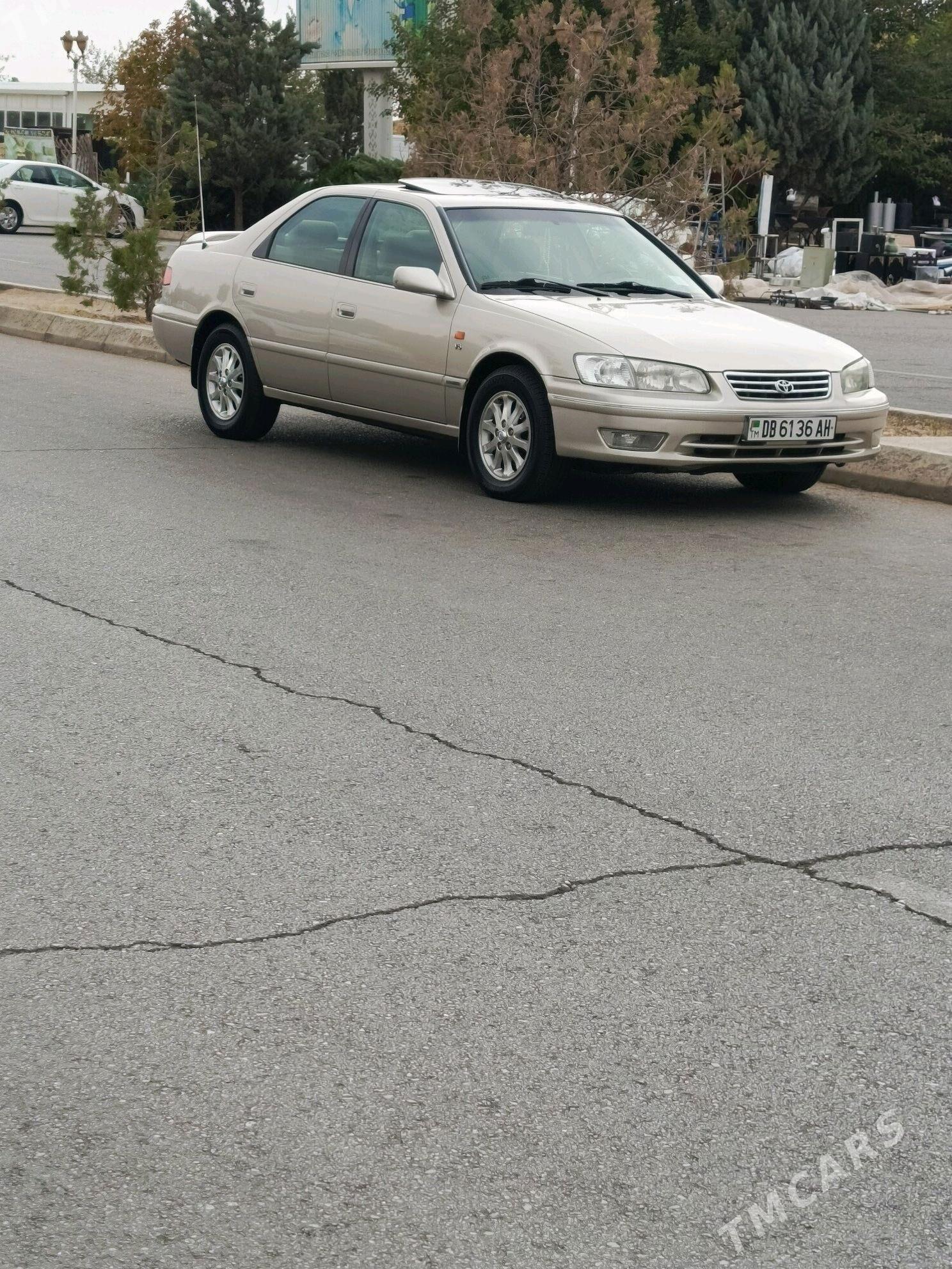 Toyota Camry 2000 - 175 000 TMT - Анев - img 1