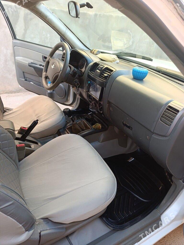 Toyota Hilux 2012 - 125 000 TMT - Мургап - img 8