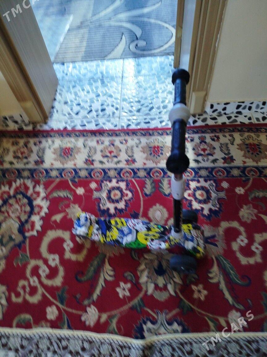 skuter - Sarahs - img 4