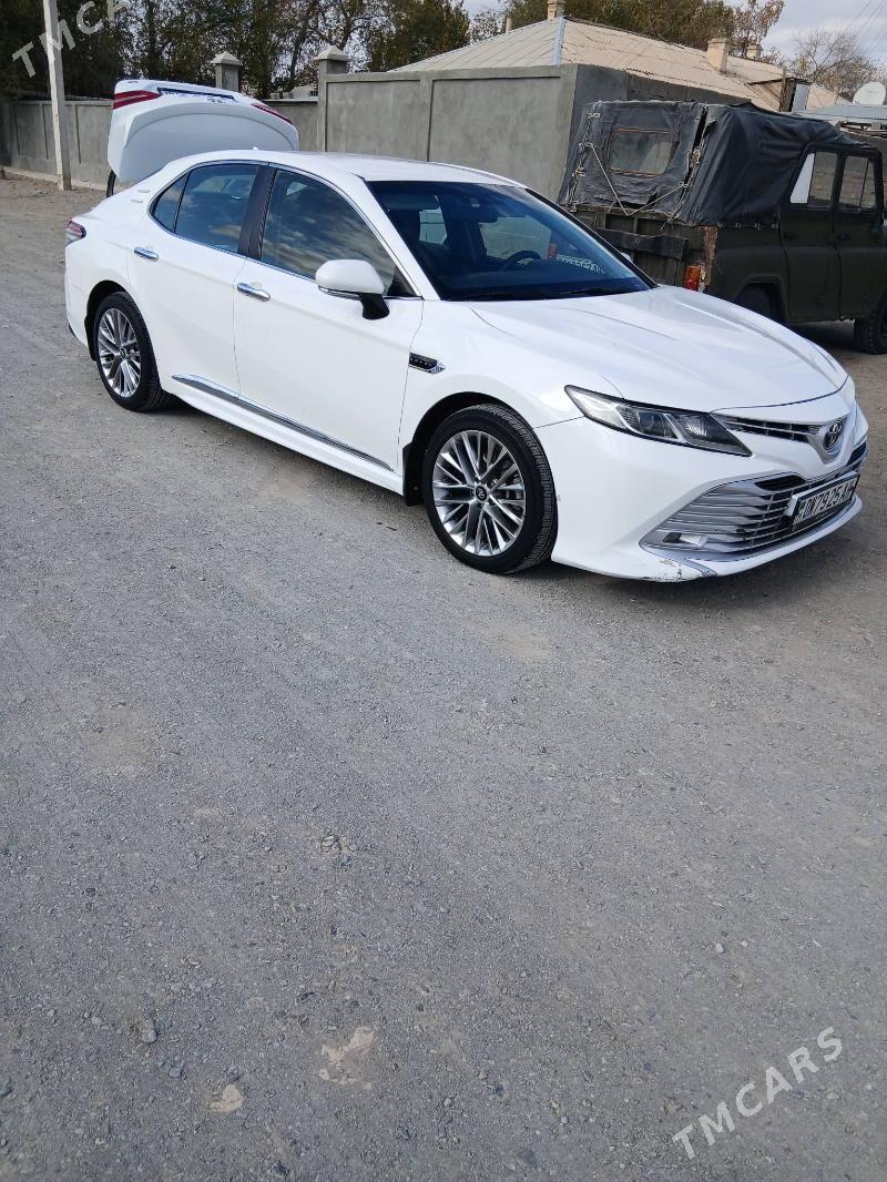 Toyota Camry 2019 - 265 000 TMT - Гёкдепе - img 2
