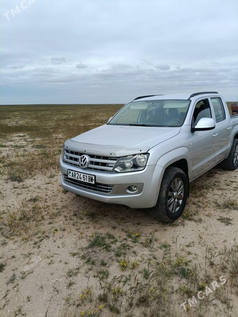 Volkswagen Amarok 2013 - 280 000 TMT - Туркменбаши - img 1