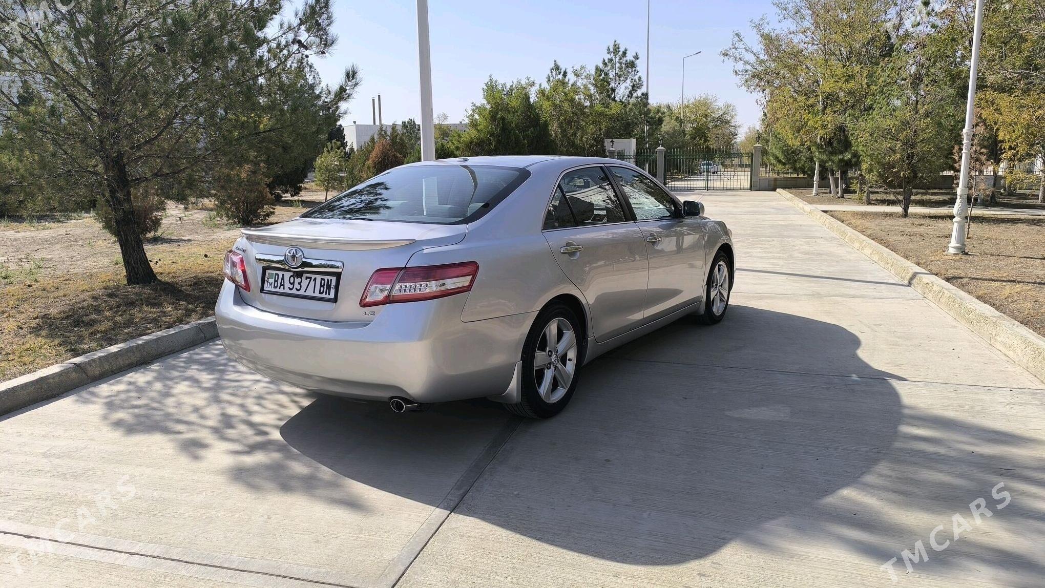 Toyota Camry 2011 - 205 000 TMT - Балканабат - img 5