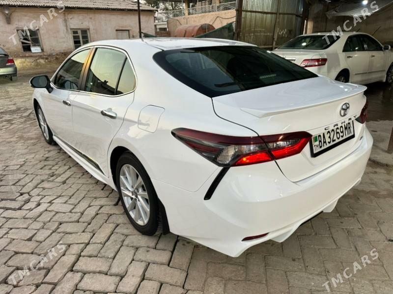 Toyota Camry 2023 - 345 000 TMT - Мары - img 1