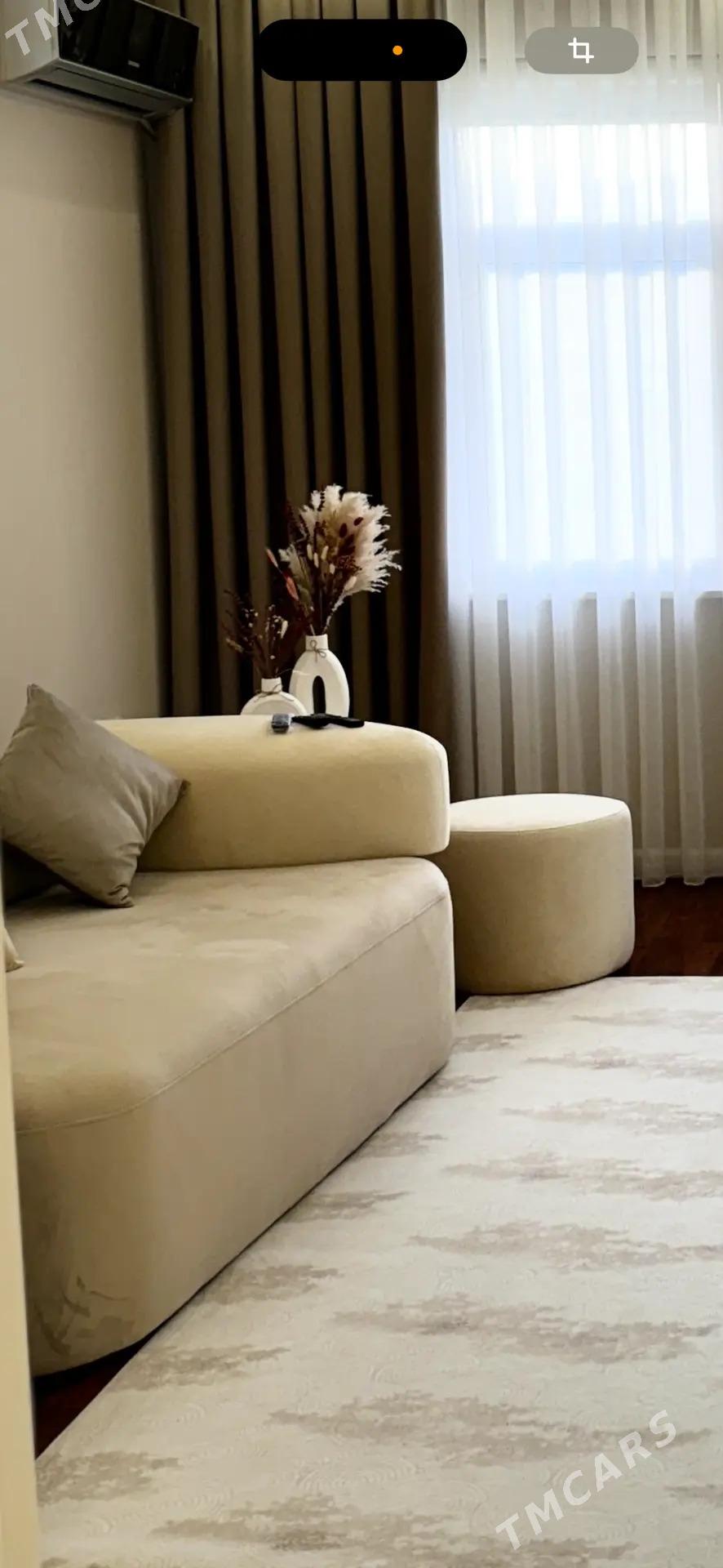 GURTLY (2017) 4/2 ETZ 2 KOMNAT - Gurtly - img 1