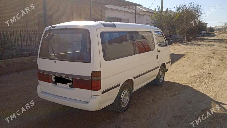 Toyota Hiace 1993 - 100 000 TMT - Дашогуз - img 5