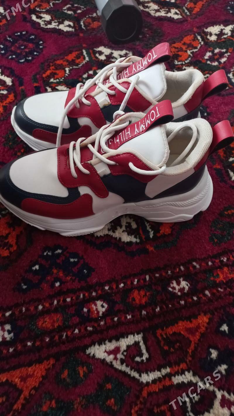 кроссовки - Türkmenabat - img 1