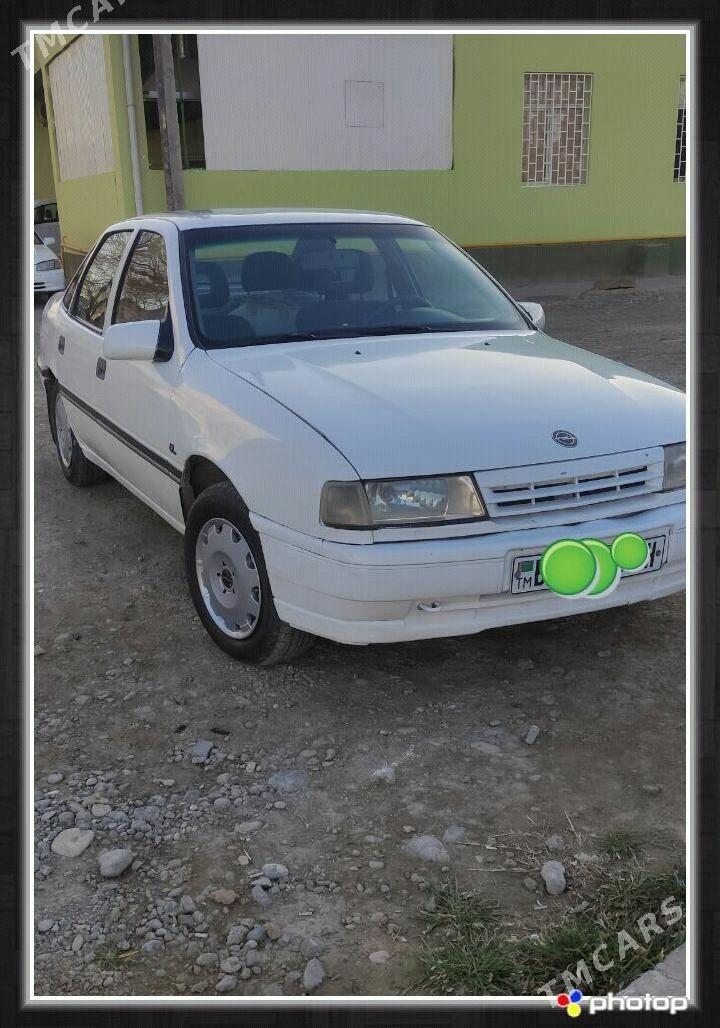 Opel Vectra 1990 - 35 000 TMT - Sarahs - img 2