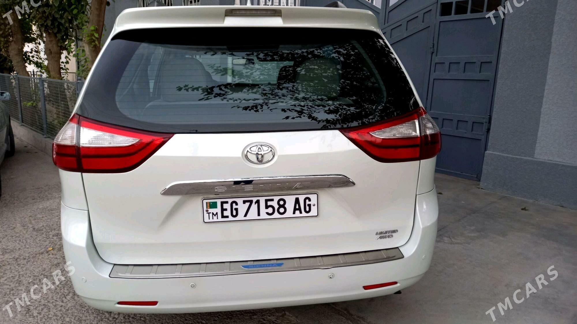 Toyota Sienna 2017 - 370 000 TMT - Бедев - img 2