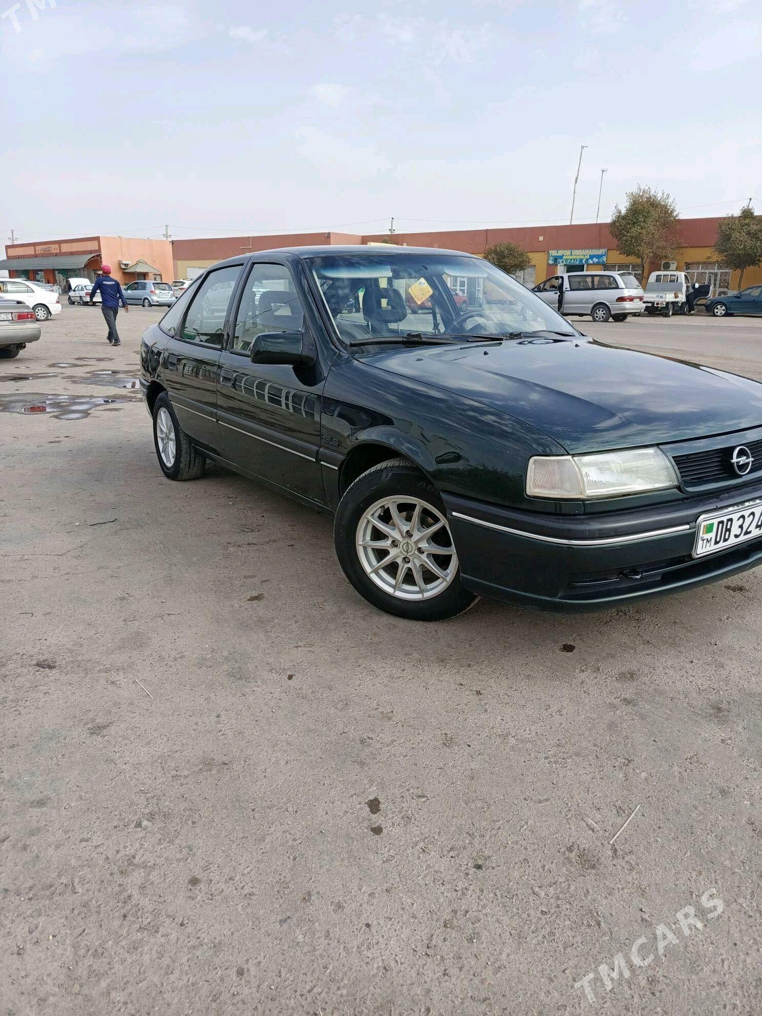 Opel Vectra 1995 - 52 000 TMT - Губадаг - img 1