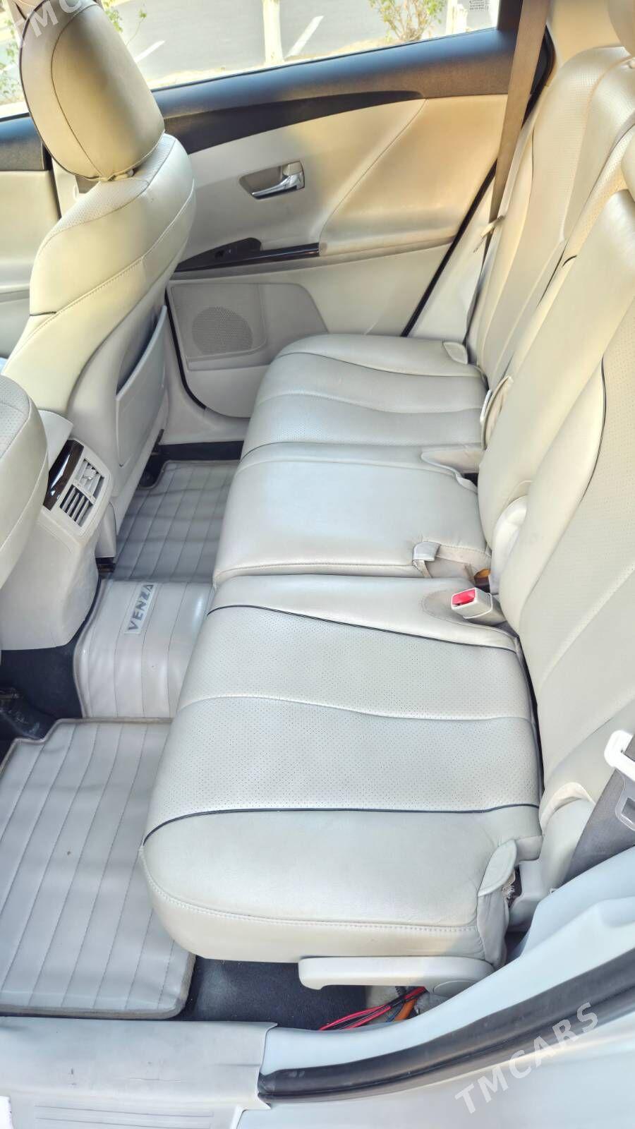 Toyota Venza 2010 - 249 000 TMT - Ашхабад - img 8