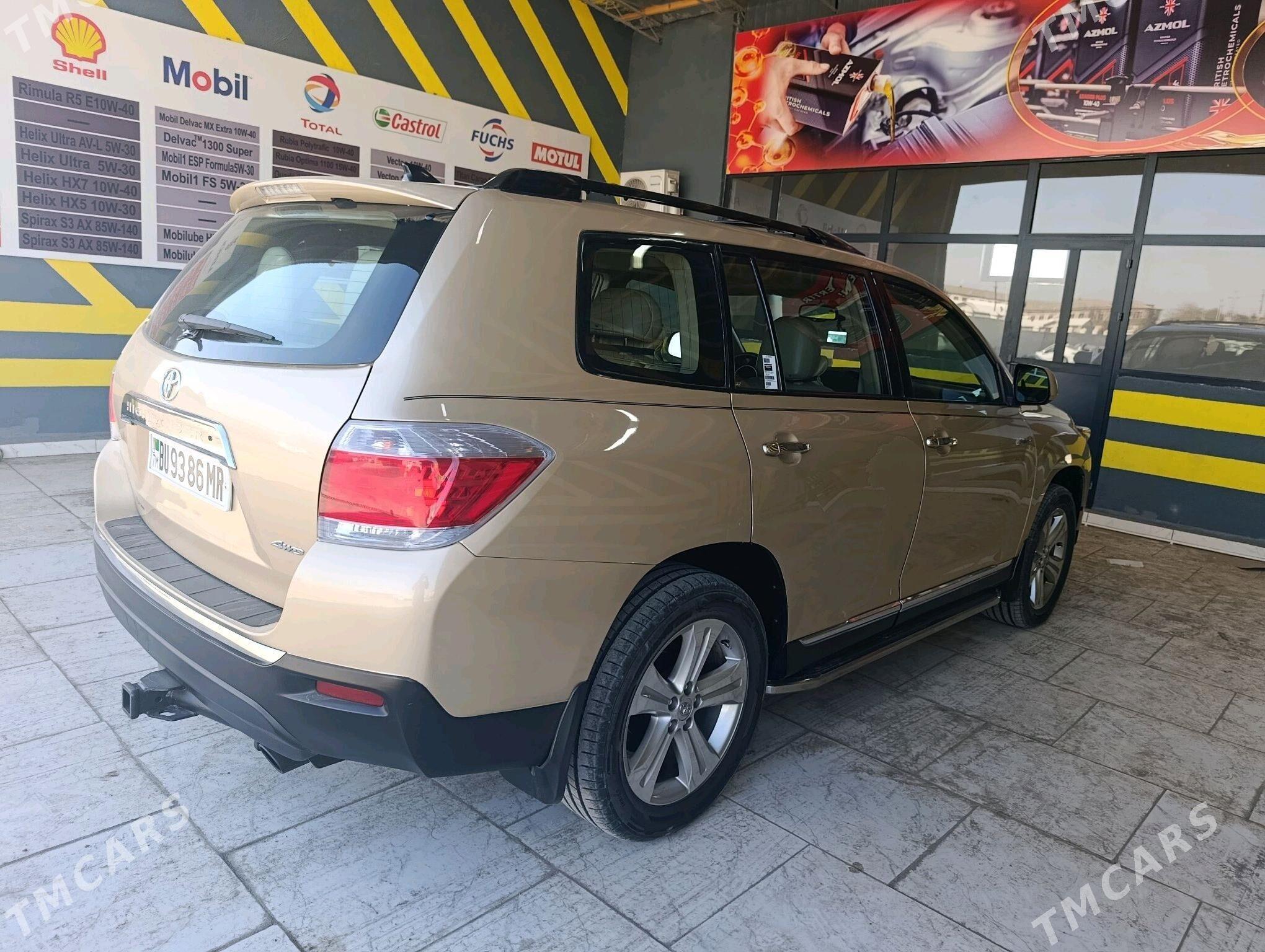 Toyota Highlander 2011 - 330 000 TMT - Мары - img 2