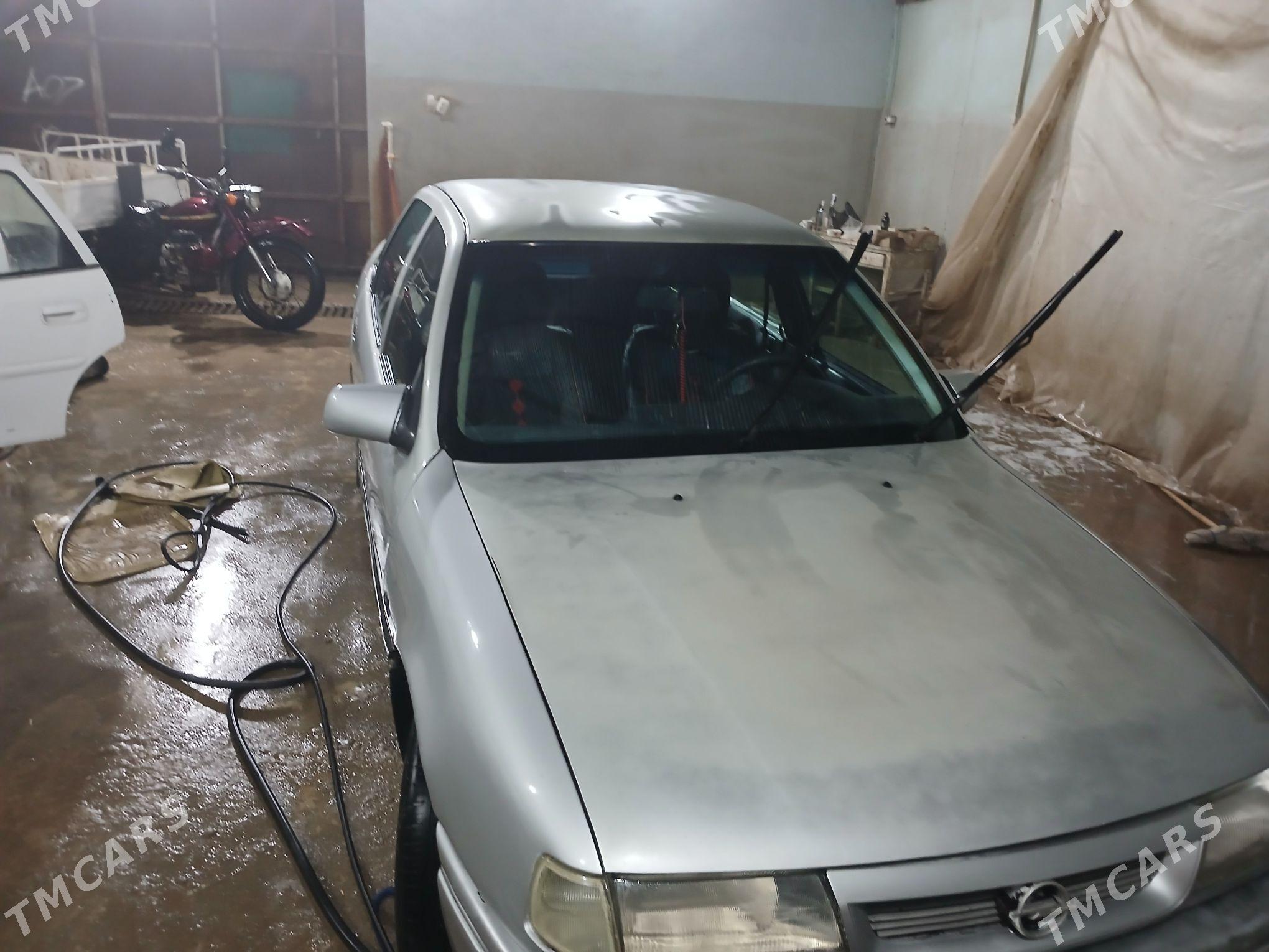 Opel Vectra 1995 - 35 000 TMT - Шабатский этрап - img 3