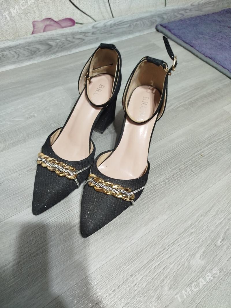 Kowus - Mary - img 4