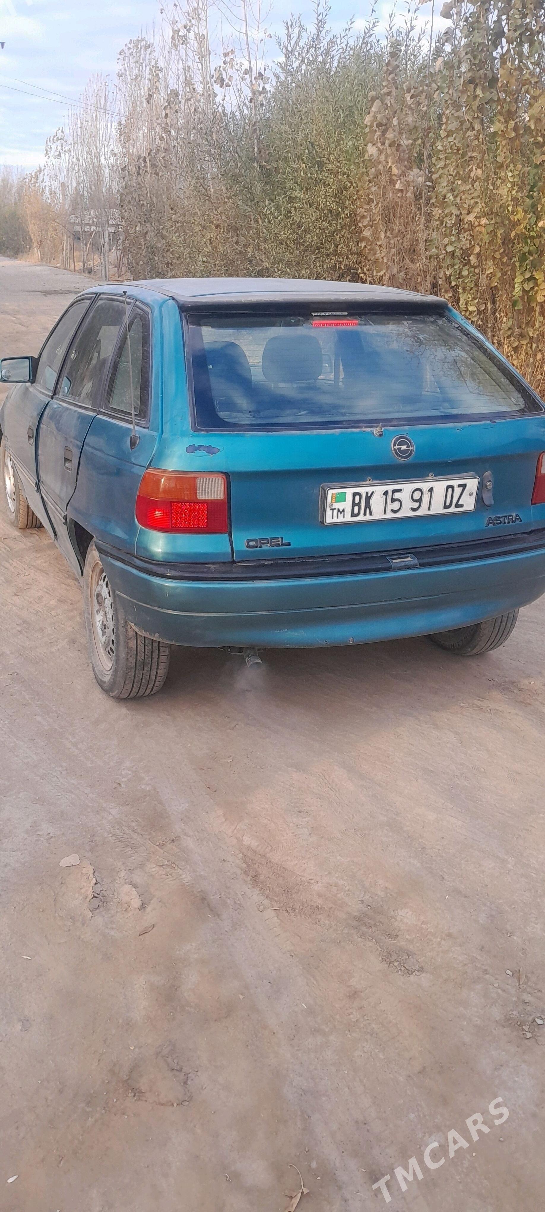 Opel Astra 1992 - 30 000 TMT - Губадаг - img 2