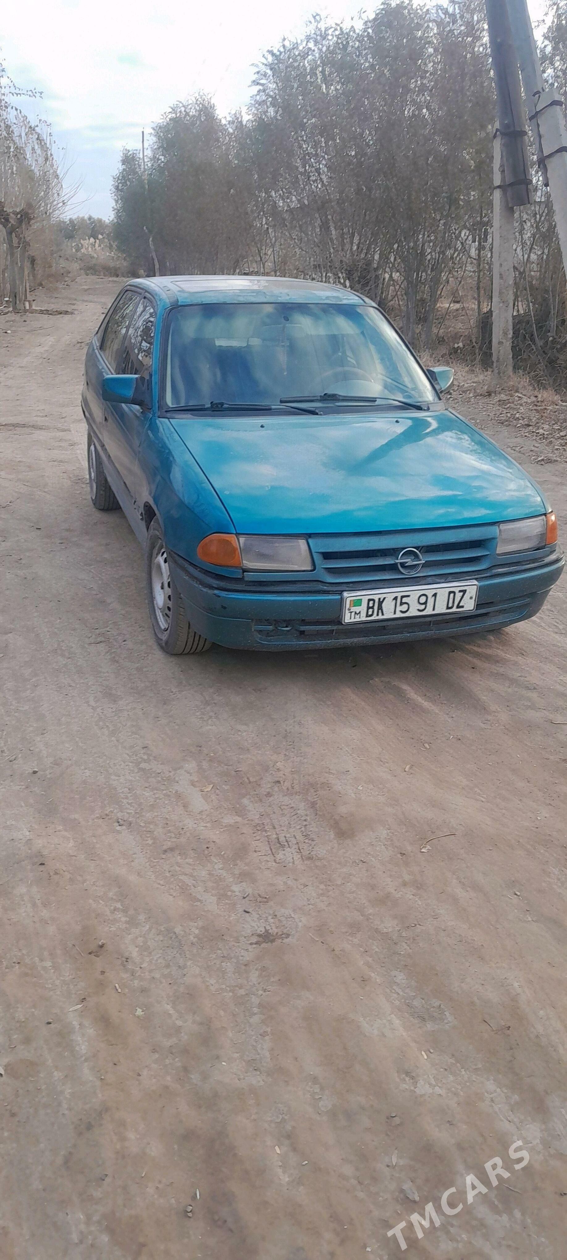 Opel Astra 1992 - 30 000 TMT - Губадаг - img 1