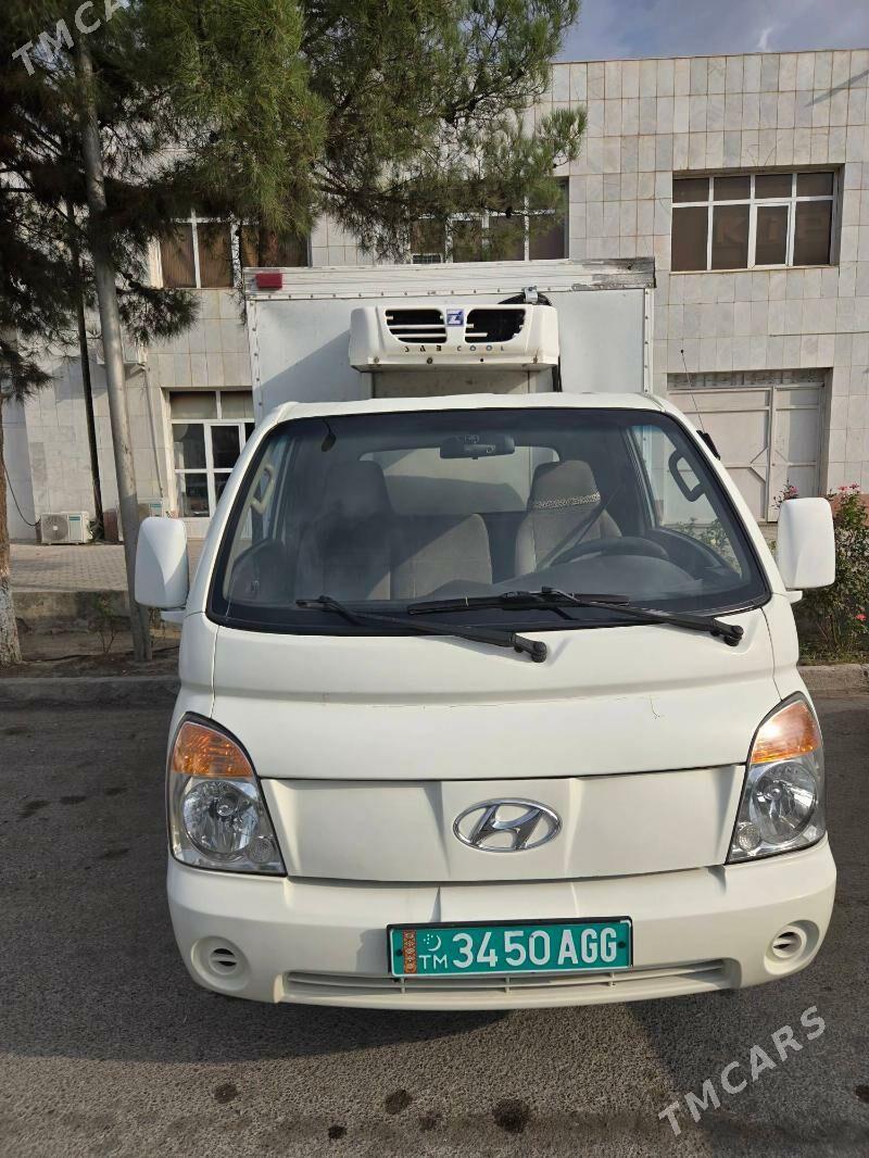 Hyundai H100 2010 - 120 000 TMT - Бедев - img 4