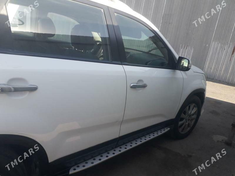 Kia Sorento 2011 - 210 000 TMT - Гёкдже - img 3