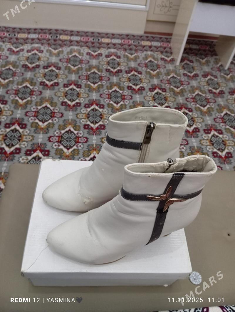 tufli - Gurbansoltan Eje - img 2