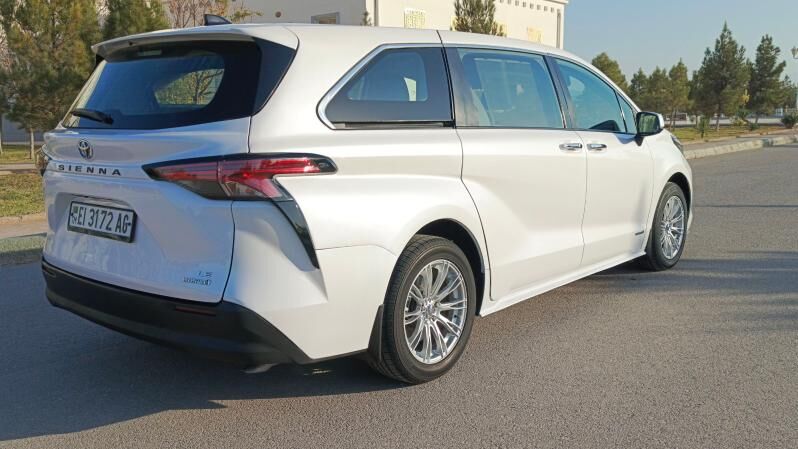 Toyota Sienna 2021 - 480 000 TMT - Анев - img 2