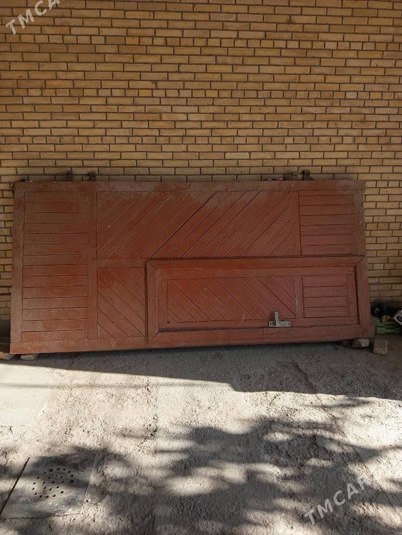 ворота - Türkmenabat - img 1