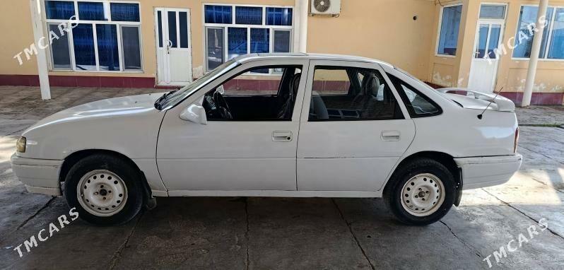 Opel Vectra 1989 - 26 000 TMT - Mary - img 3