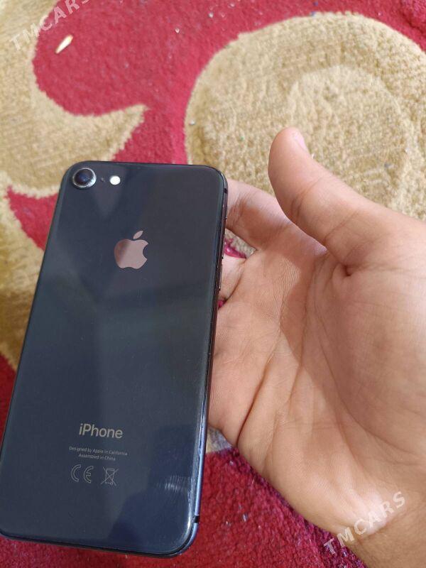 iphone 8 - Mary - img 3