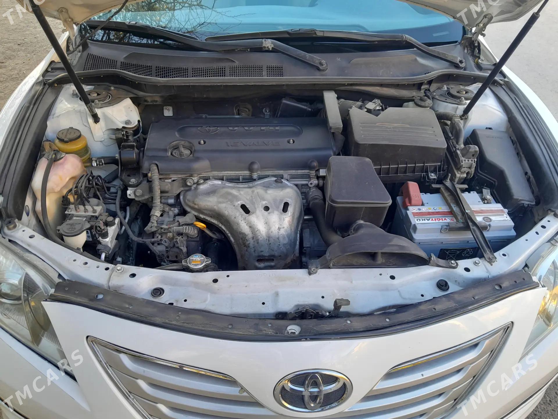 Toyota Camry 2007 - 165 000 TMT - 9 мкр - img 5