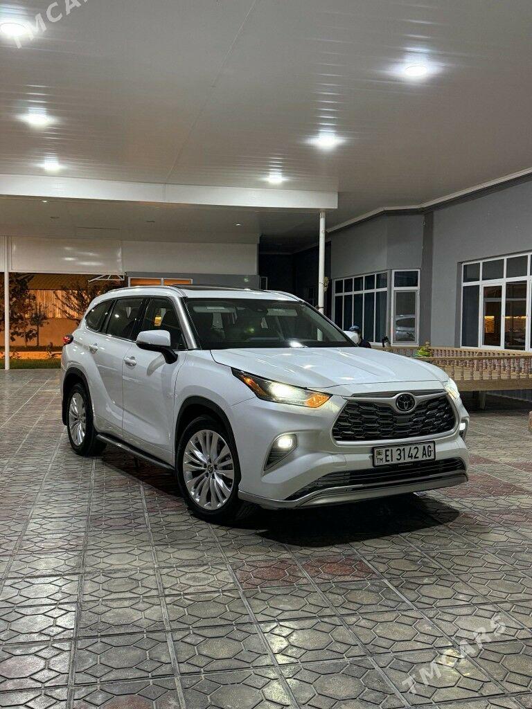 Toyota Highlander 2022 - 620 000 TMT - Aşgabat - img 1