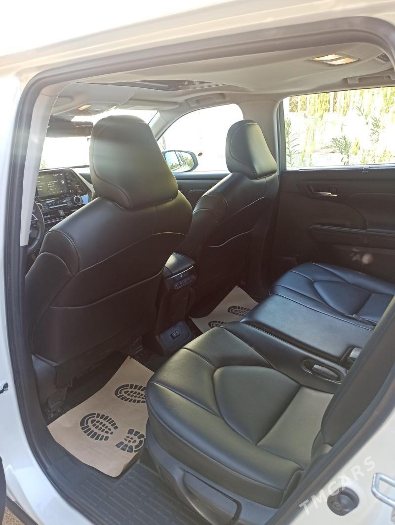 Toyota Highlander 2021 - 545 000 TMT - Ашхабад - img 4