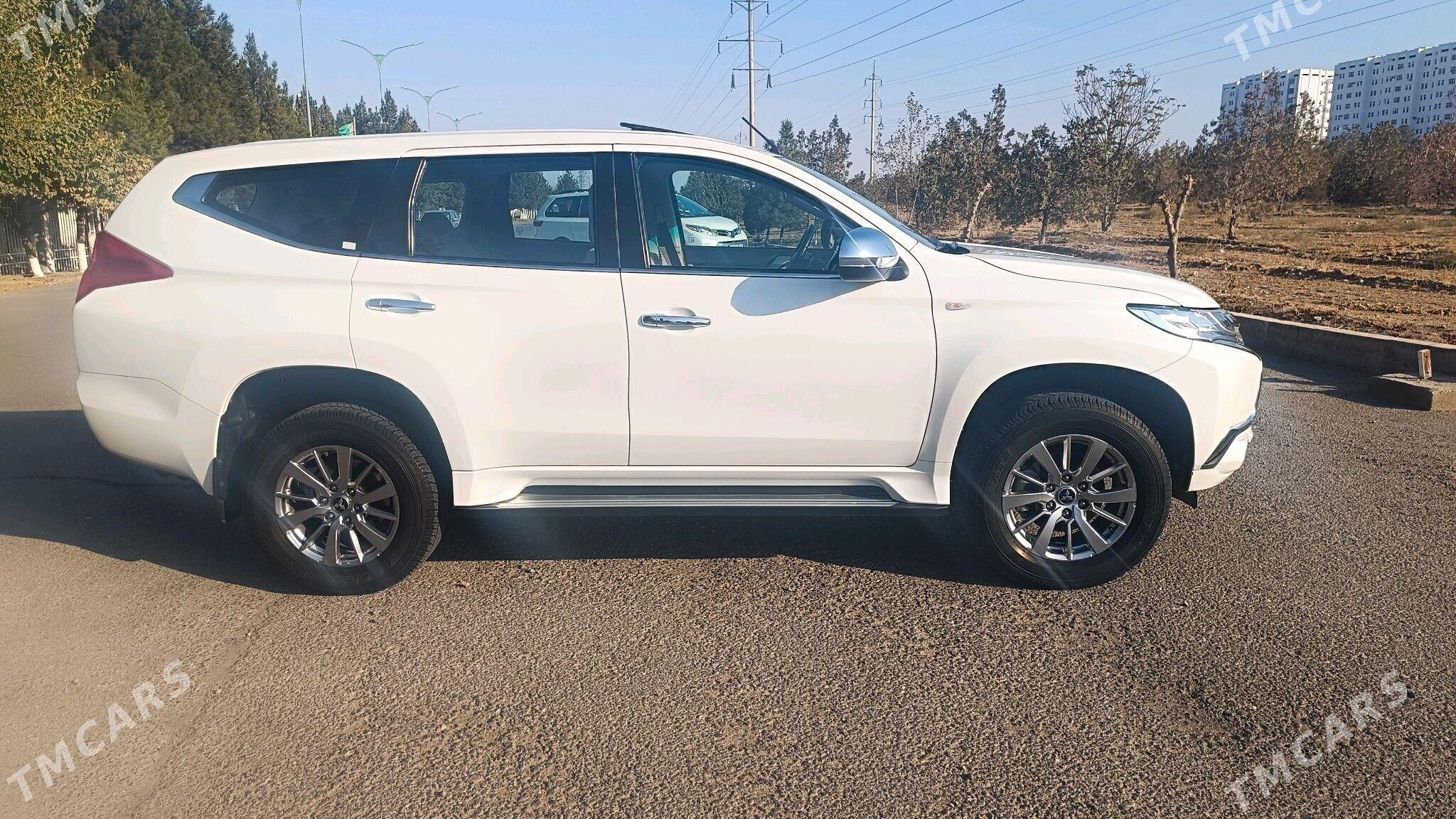 Mitsubishi Montero Sport 2019 - 390 000 TMT - Ашхабад - img 4