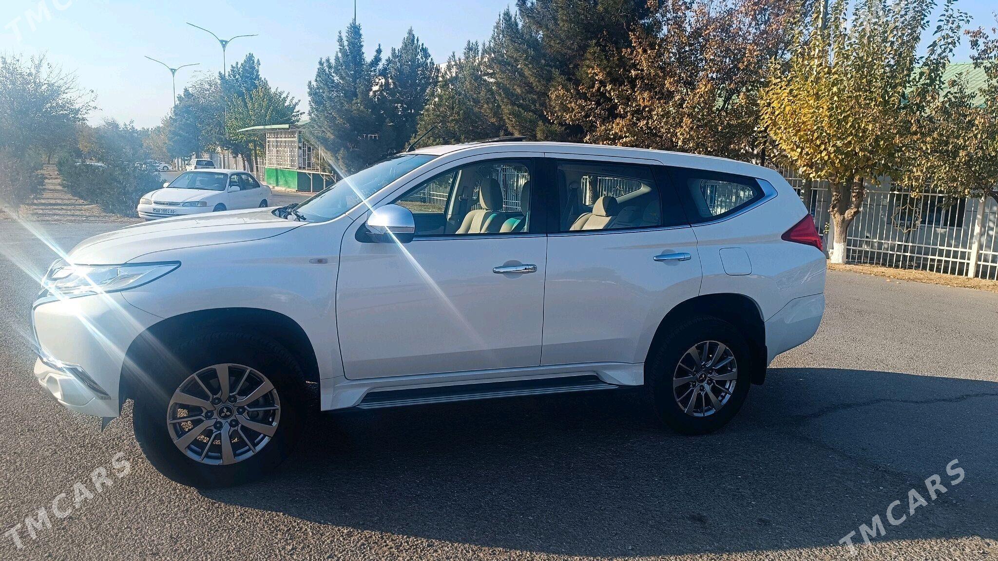 Mitsubishi Montero Sport 2019 - 390 000 TMT - Ашхабад - img 3