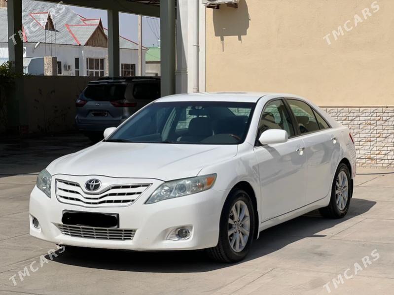Toyota Camry 2010 - 200 000 TMT - Мары - img 1