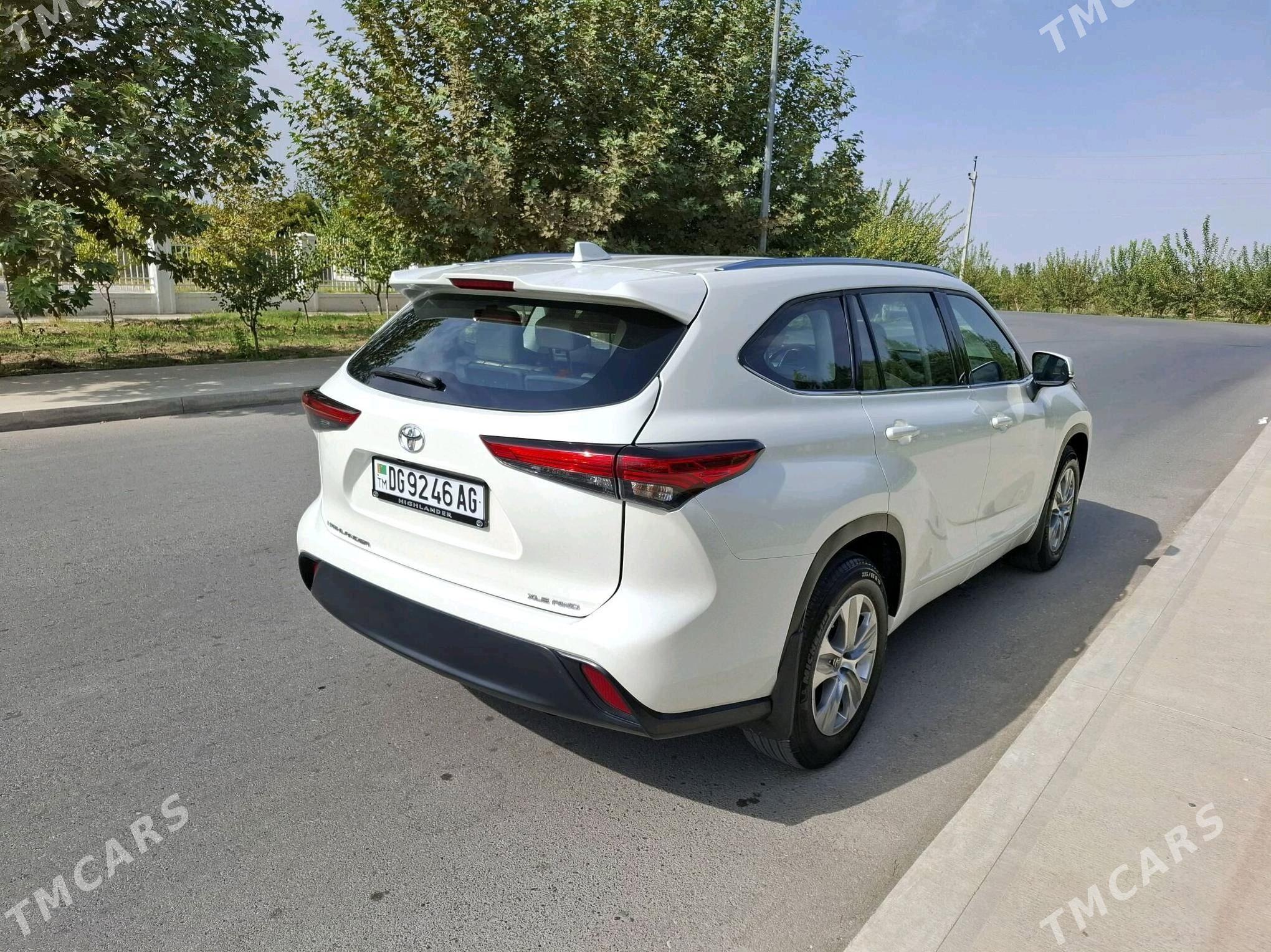 Toyota Highlander 2021 - 548 000 TMT - Ашхабад - img 3