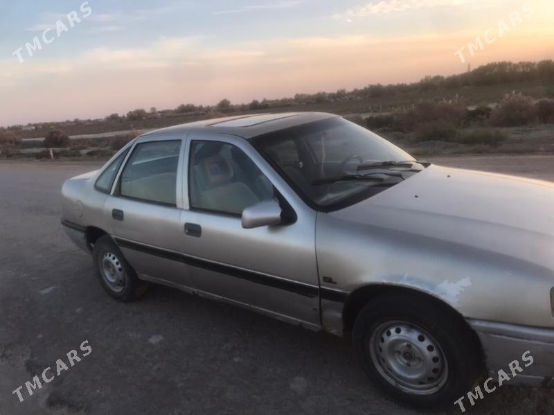 Opel Vectra 1991 - 18 000 TMT - Кёнеургенч - img 3