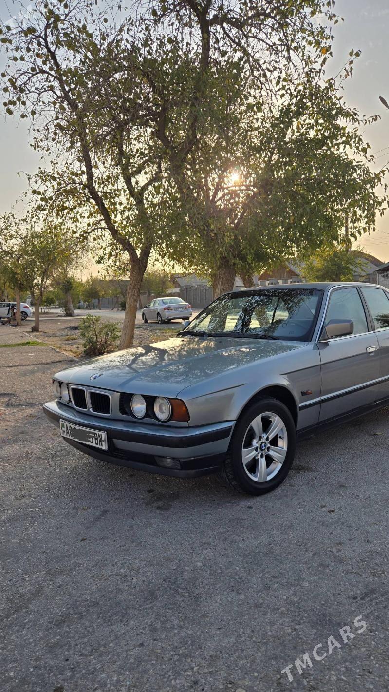 BMW E34 1988 - 55 000 TMT - Балканабат - img 1