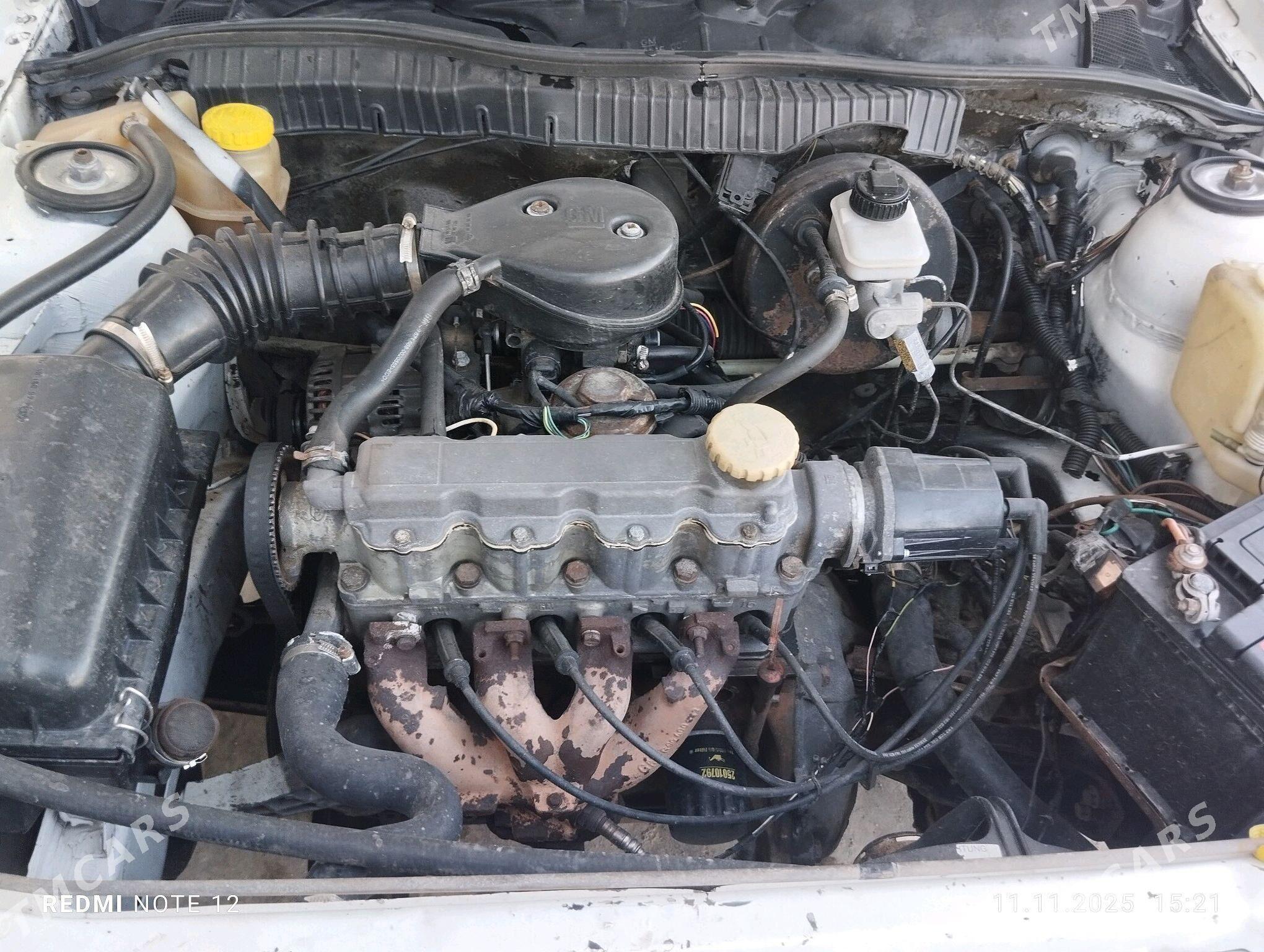 Opel Vectra 1993 - 35 000 TMT - Мары - img 1