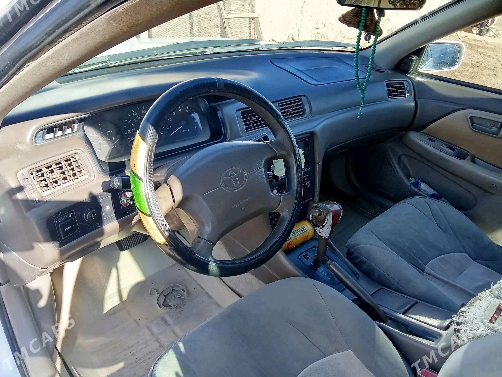 Toyota Camry 1999 - 125 000 TMT - Кёнеургенч - img 3