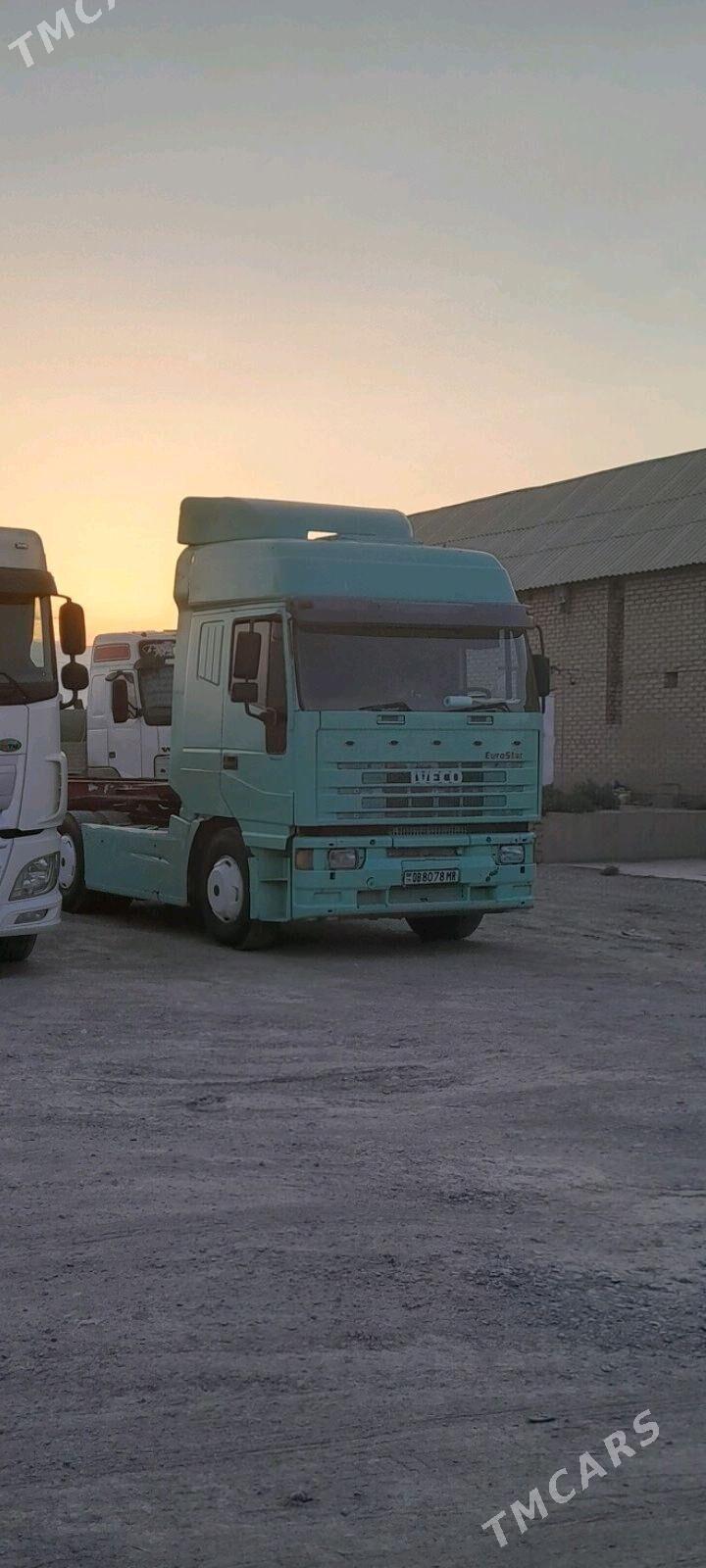 Man TGX 2002 - 380 000 TMT - Sakarçäge - img 2