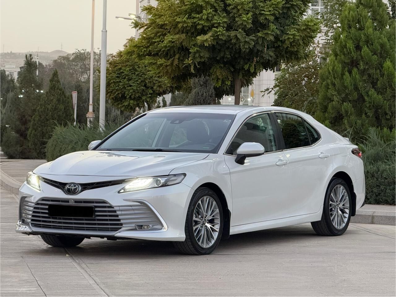 Toyota Camry 2020 - 275 000 TMT - Aşgabat - img 1