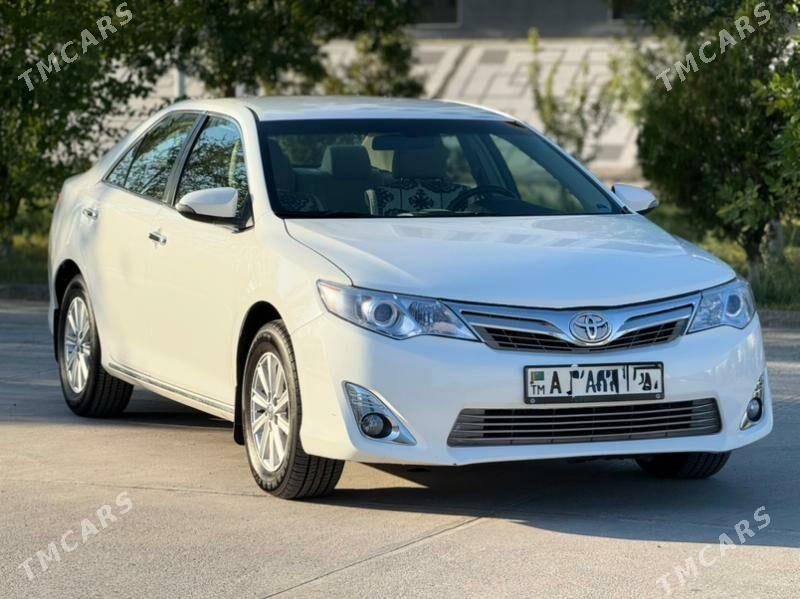 Toyota Camry 2012 - 229 000 TMT - Дашогуз - img 2