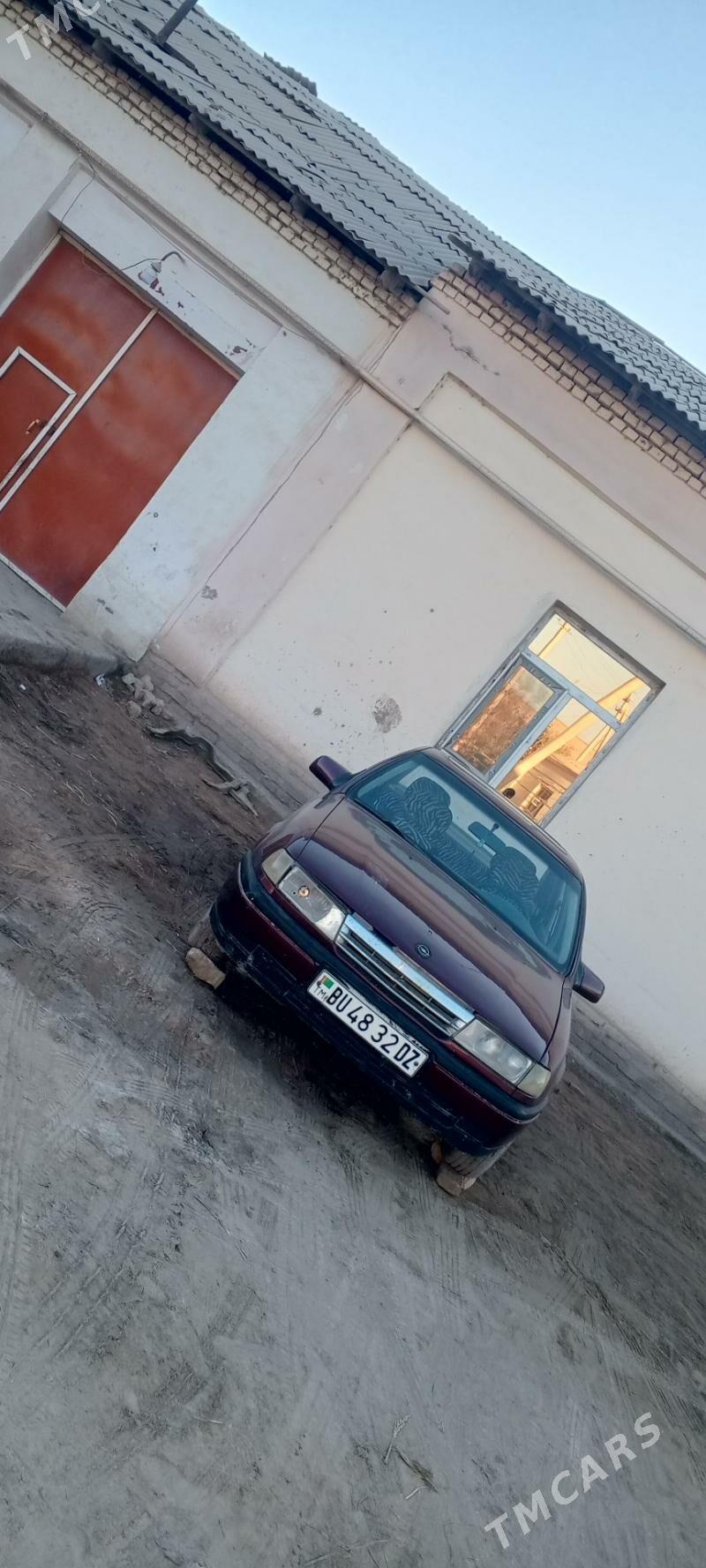 Opel Vectra 1993 - 40 000 TMT - Дашогуз - img 2