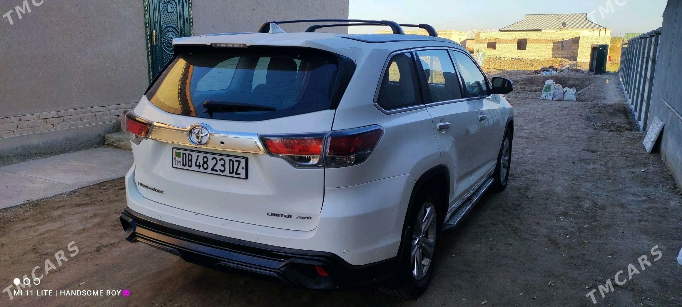 Toyota Highlander 2015 - 400 000 TMT - Кёнеургенч - img 3