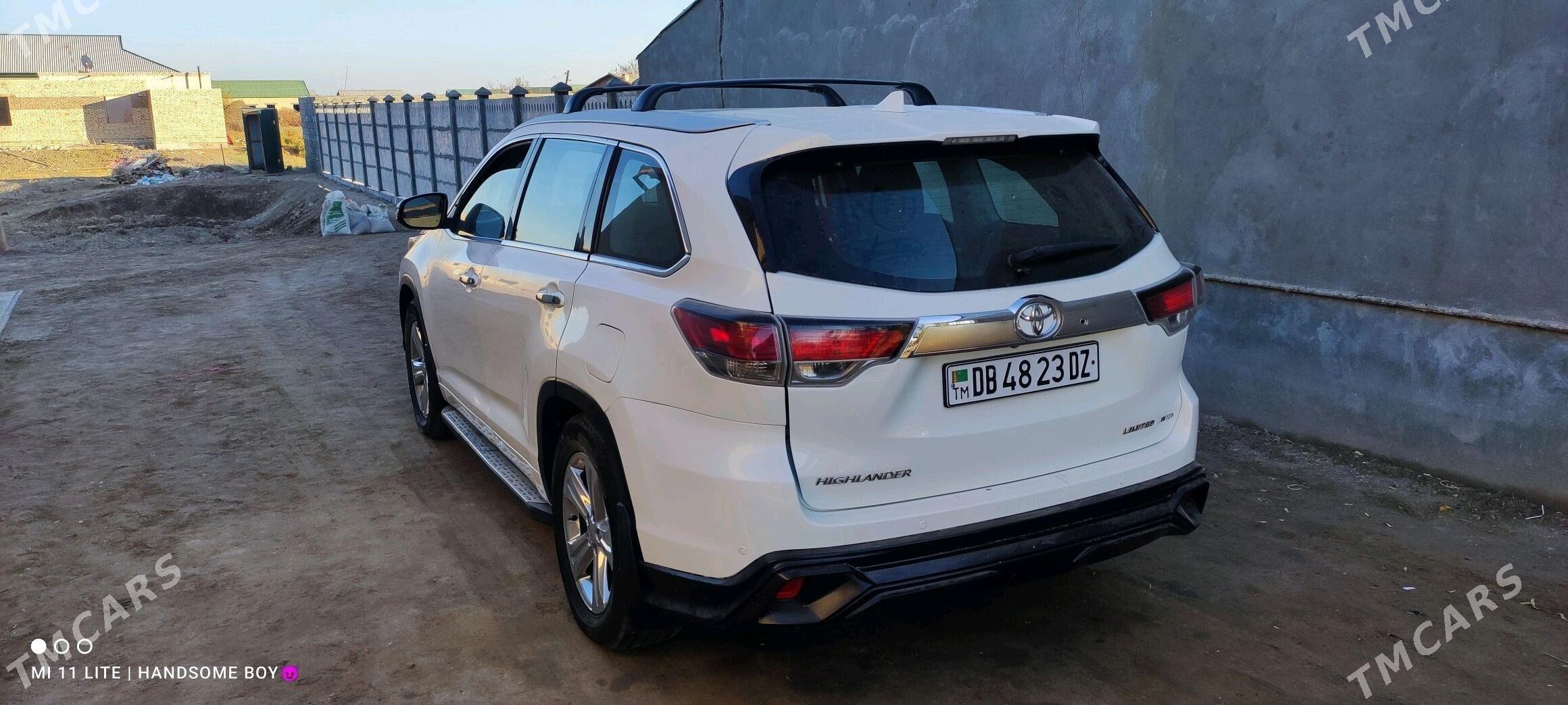 Toyota Highlander 2015 - 400 000 TMT - Кёнеургенч - img 4