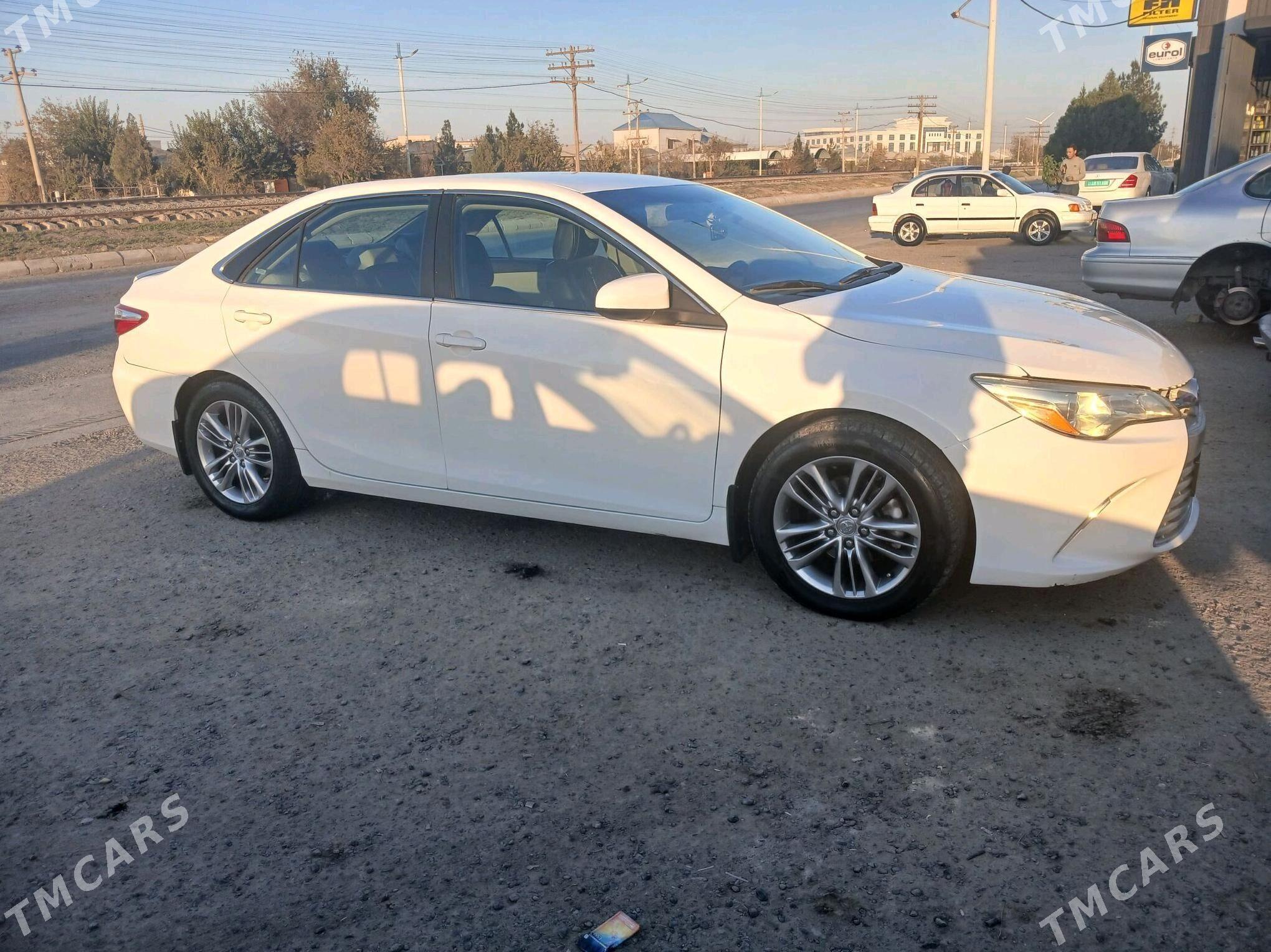 Toyota Camry 2017 - 230 000 TMT - Мары - img 2