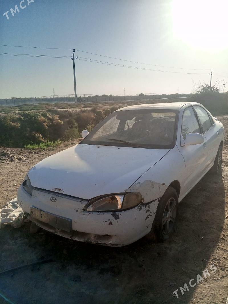 Hyundai Elantra 1996 - 10 000 TMT - Мургап - img 4