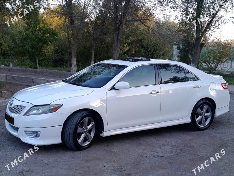 Toyota Camry 2010 - 220 000 TMT - Дашогуз - img 2